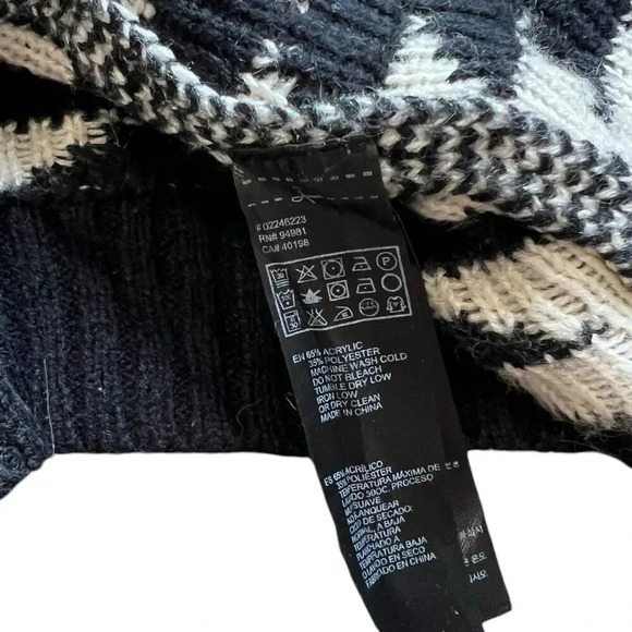 Forever 21 Black Aztec Print Open Front Shawl Cardigan S - Picture 4 of 4